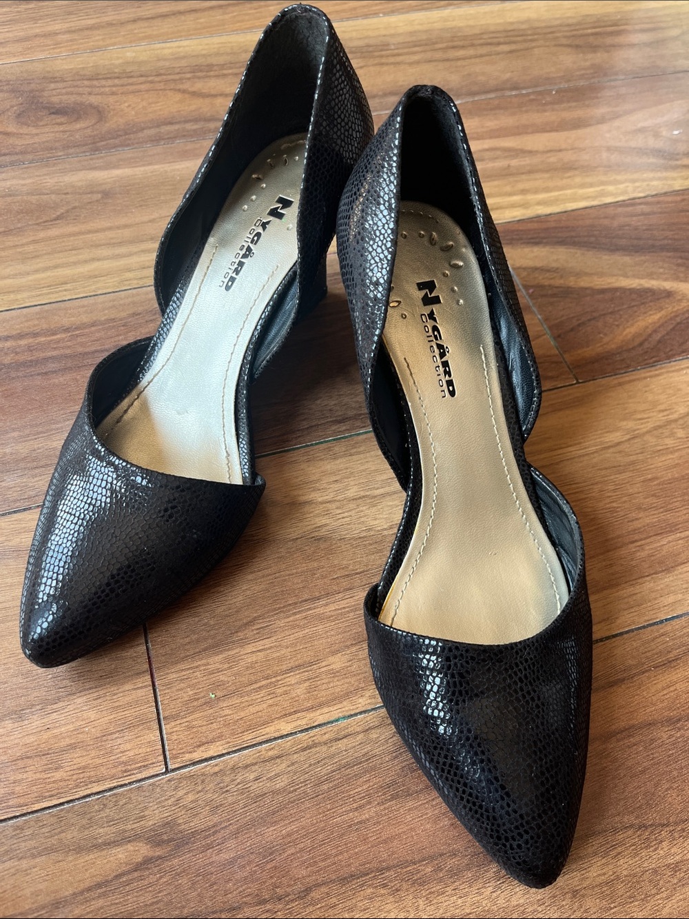 Nygard Collection Heels Black Snaked Embossed 2 inch Pointed Formal Sandals